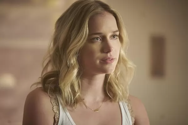 Elizabeth Lail, Beck en You