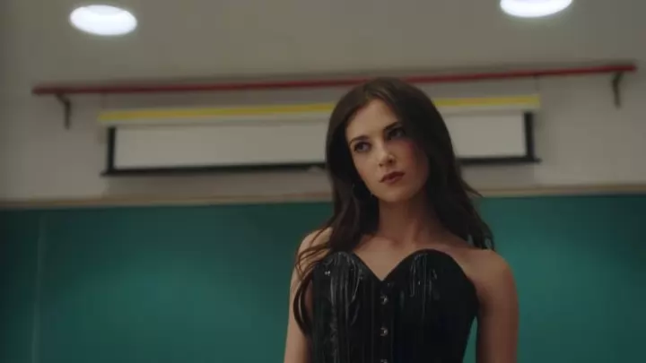 Zoe Levin